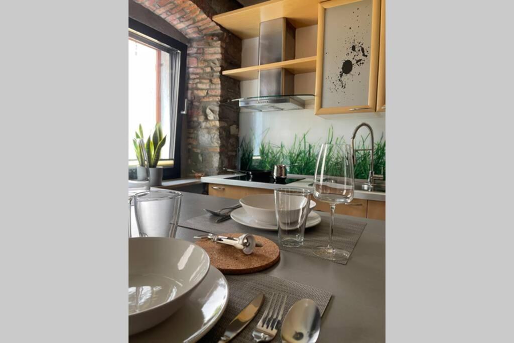 Stylish One Bedroom Apartment Near The Riva Izola Exterior photo