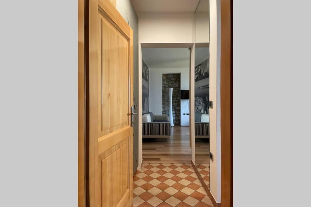 Stylish One Bedroom Apartment Near The Riva Izola Exterior photo